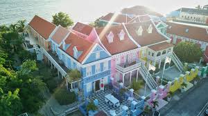 Scuba Lodge Boutique Hotel in Willemstad Curaçao with waterfront views, diving focus, and historic Pietermaai District location.