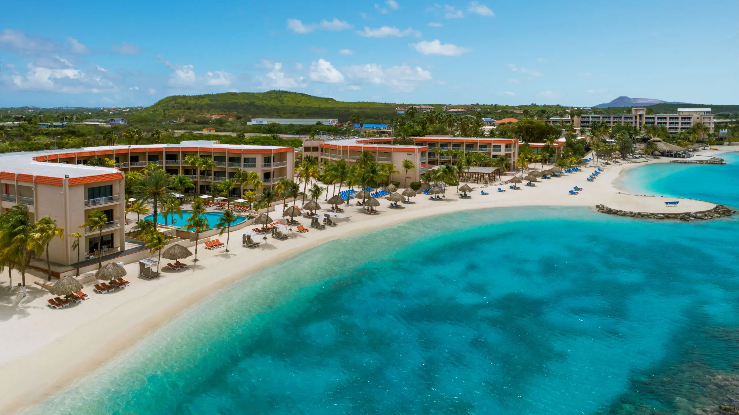 Sunscape Curaçao Resort, Spa & Casino family-friendly all-inclusive resort with pools, beach, casino, and activities in Curaçao.